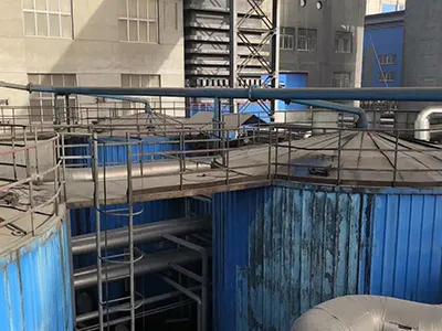 Transmisor de nivel por radar para la industria del betún asfáltico o bitumen