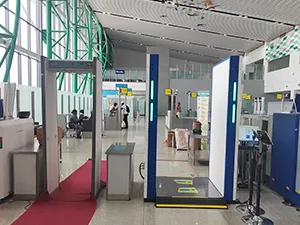 Escáner de seguridad de ondas milimétricas en el aeropuerto internacional Nnamdi Azikiwe